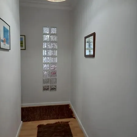 Piso En Pleno Centro De * 比戈